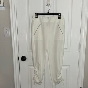 Zenergy by Chico’s White Cropped Pants